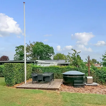4 Bedroom In Hejls